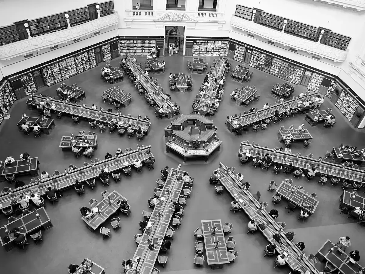 Octagonal library reading room seen from above, desks radiating from the centre